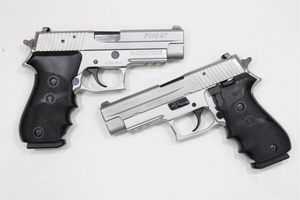 Sig Sauer P220 ST 45 ACP Stainless Police Trade-in Pistols with 3 Magazines (Very Good Condition)