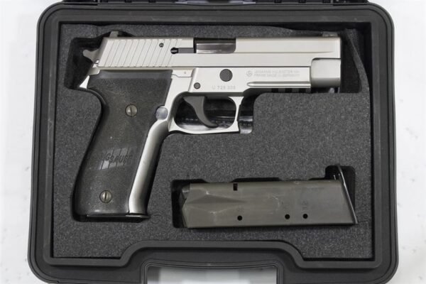 Sig Sauer P226R Stainless 40 S&W DA/SA Police Trade-ins (Fair Condition)